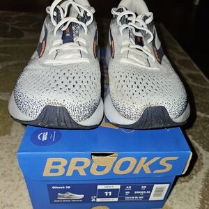 Brooks Ghost 16 Running Shoes - White and Blue